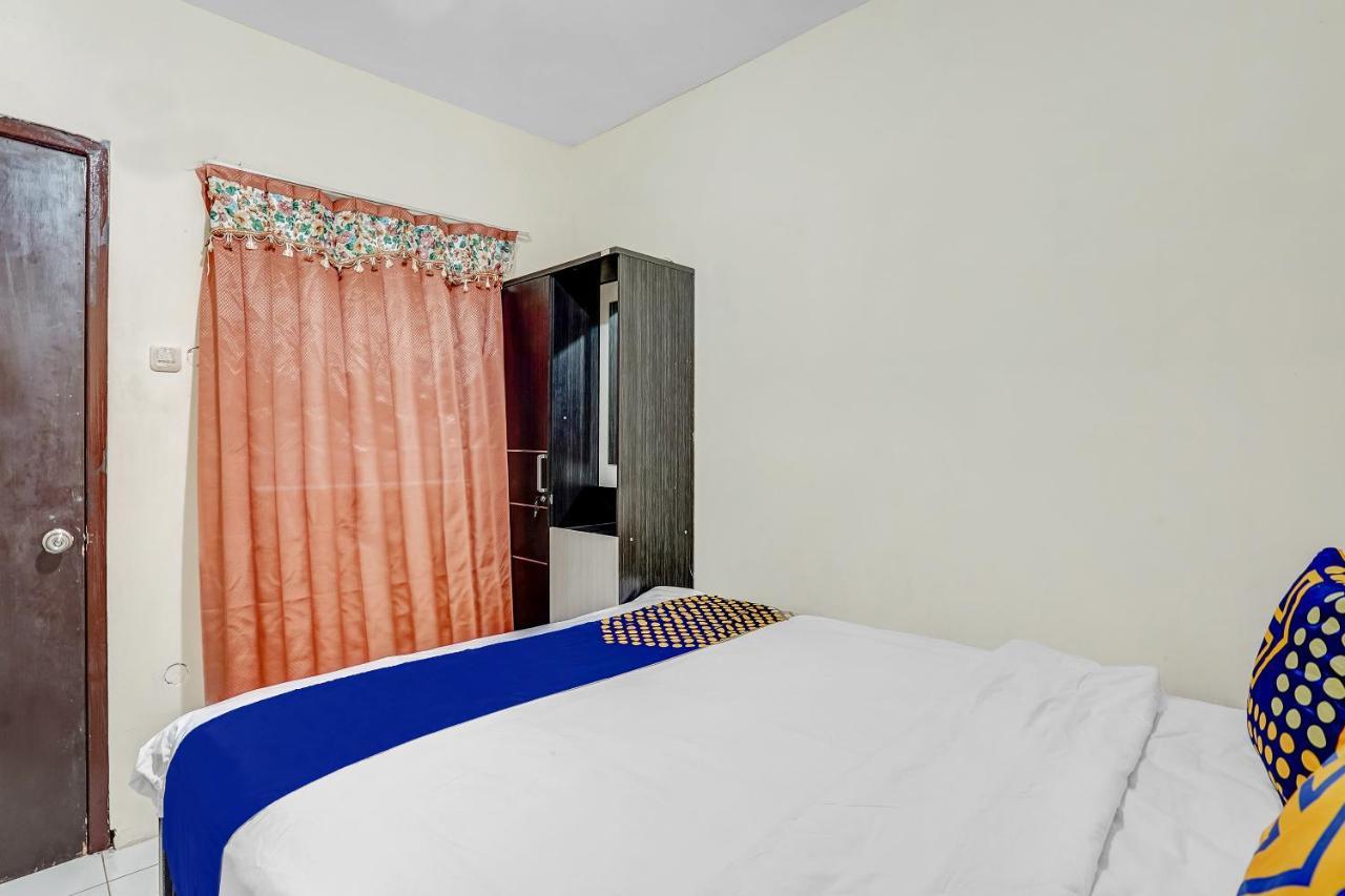 Spot On 90148 Gosepa Mayjend Sungkono Surabaya Ngoại thất bức ảnh