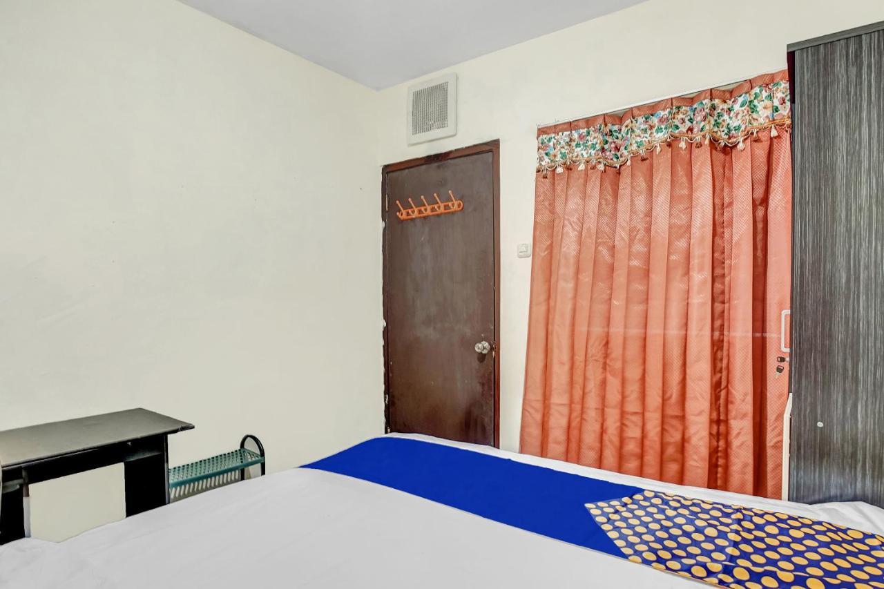 Spot On 90148 Gosepa Mayjend Sungkono Surabaya Ngoại thất bức ảnh